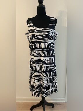 Tango Mango Black & White Abstract Ruffle Tiered Midi Dress Stretchy Flirty XL